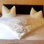 Hubertushof Gæstehus 3*