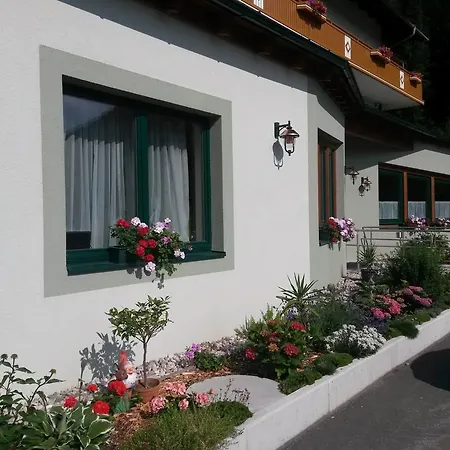 Guest house Hubertushof Trattenbach (Lower Austria)