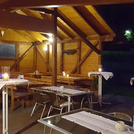 Hubertushof Konukevi Trattenbach (Lower Austria)