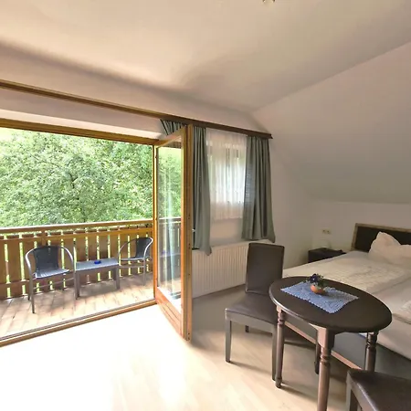Hubertushof Guest house Trattenbach (Lower Austria)