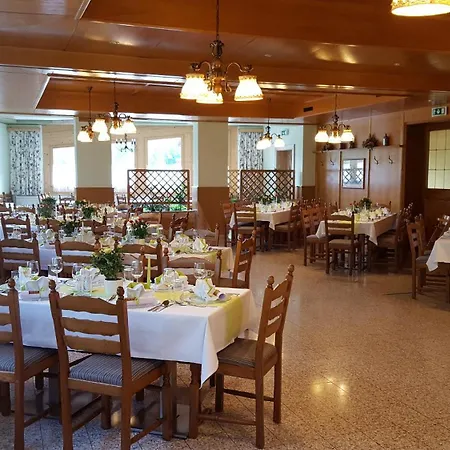 Hubertushof Guest house 3*