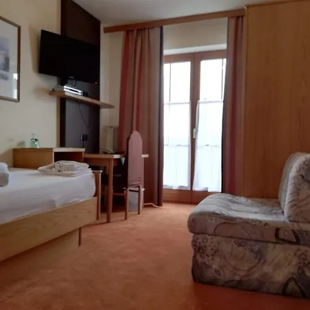 Konukevi Hubertushof 3*